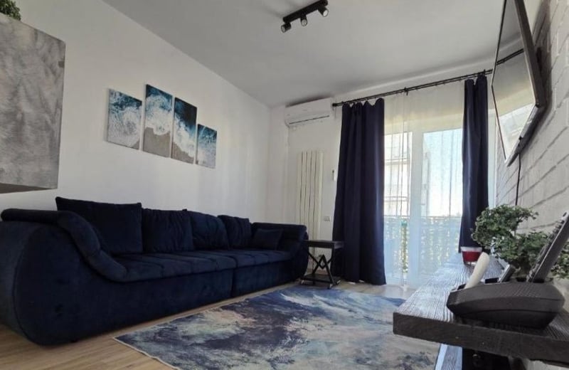 Аренда комфортных 2-комнатных апартаментов площадью 70 м² в районе Мамая, Констанца, Румыния